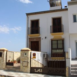 Se Vende Vivienda con Dos Apartamentos 300m2 y Sotano